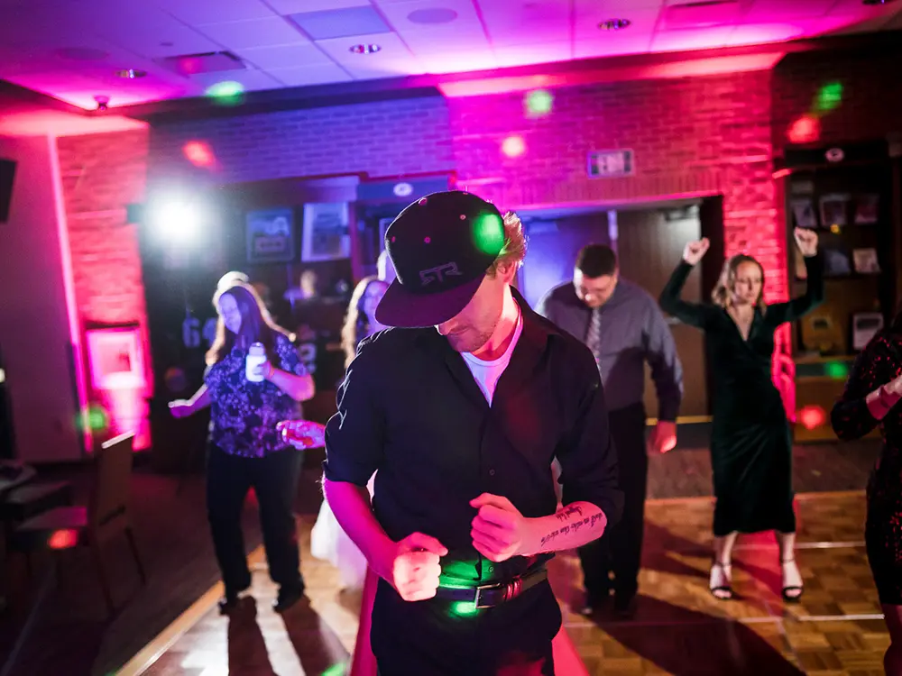 wedding guest dancing